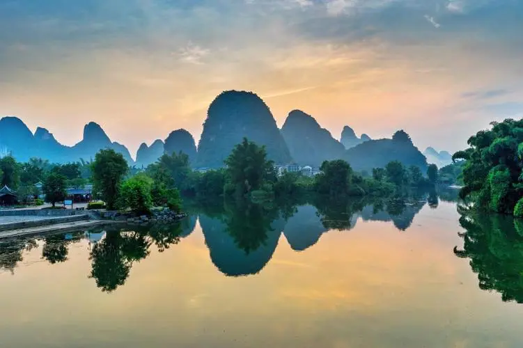 智能制造智能系统无人化